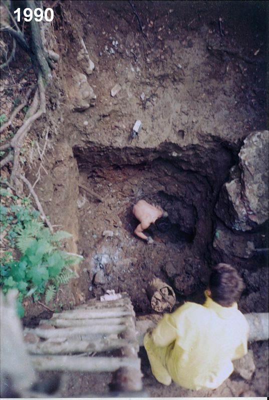 Novodvorský ponor - jeskyně Ponorný hrádek.
