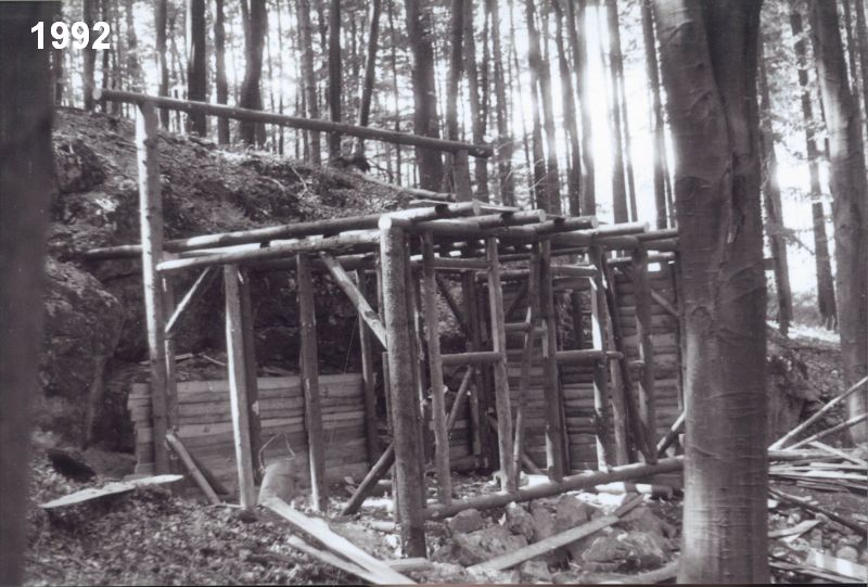 Novodvorský ponor - jeskyně Ponorný hrádek. 
