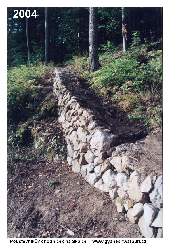 Speleologický chodník Marka Poustevníka na Skalce.