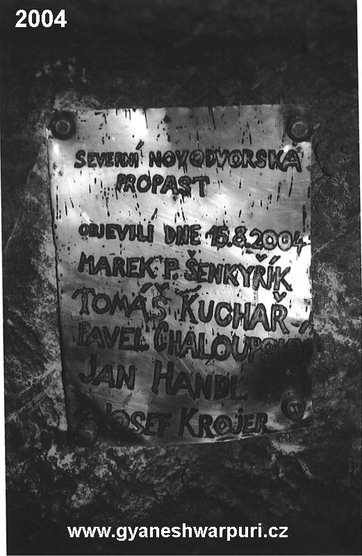 Závrtek Zub - jeskyně Soví komín. 